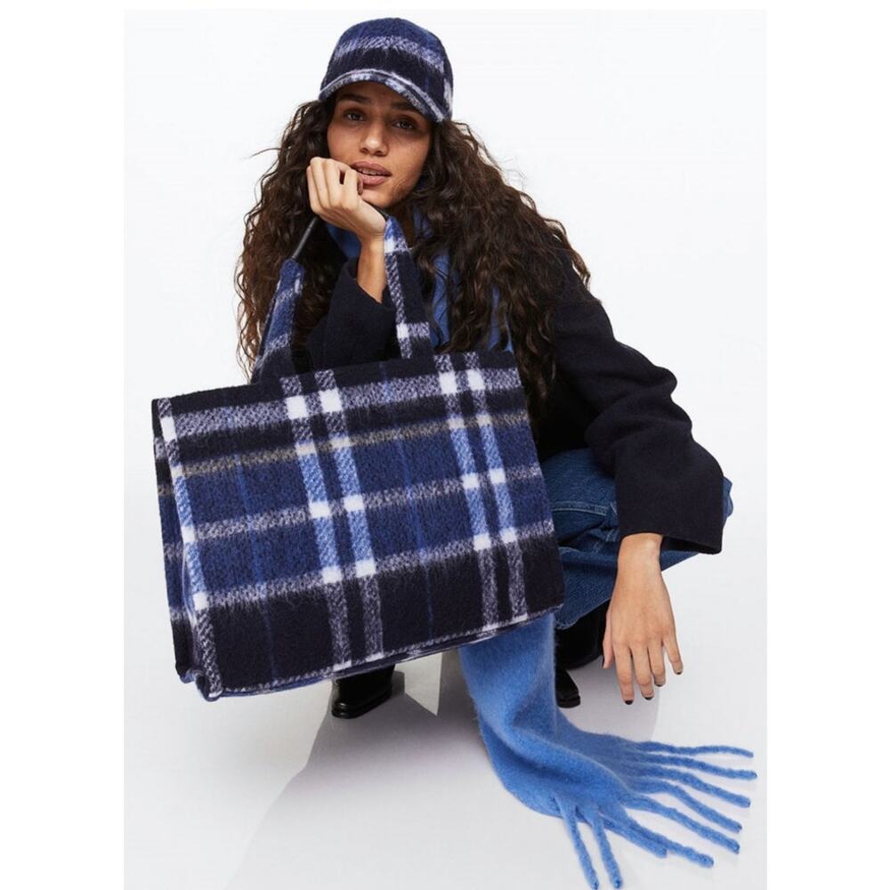 H&M Womens Flannel Navy Blue Plaid Wool Checked Large Cozy Tote Bag